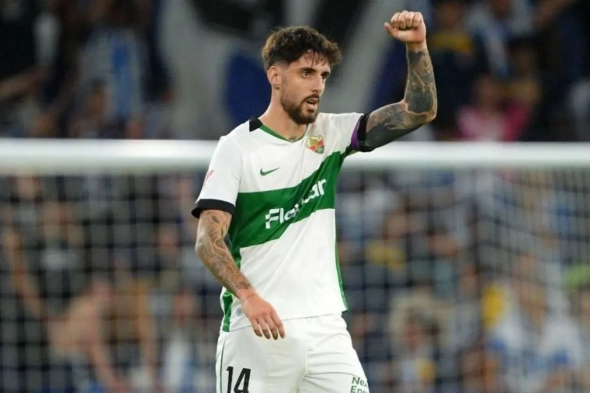 Elche Tumbangkan Espanyol 3-1 Meski Main 10 Orang, Akhirnya Keluar dari Zona Degradasi